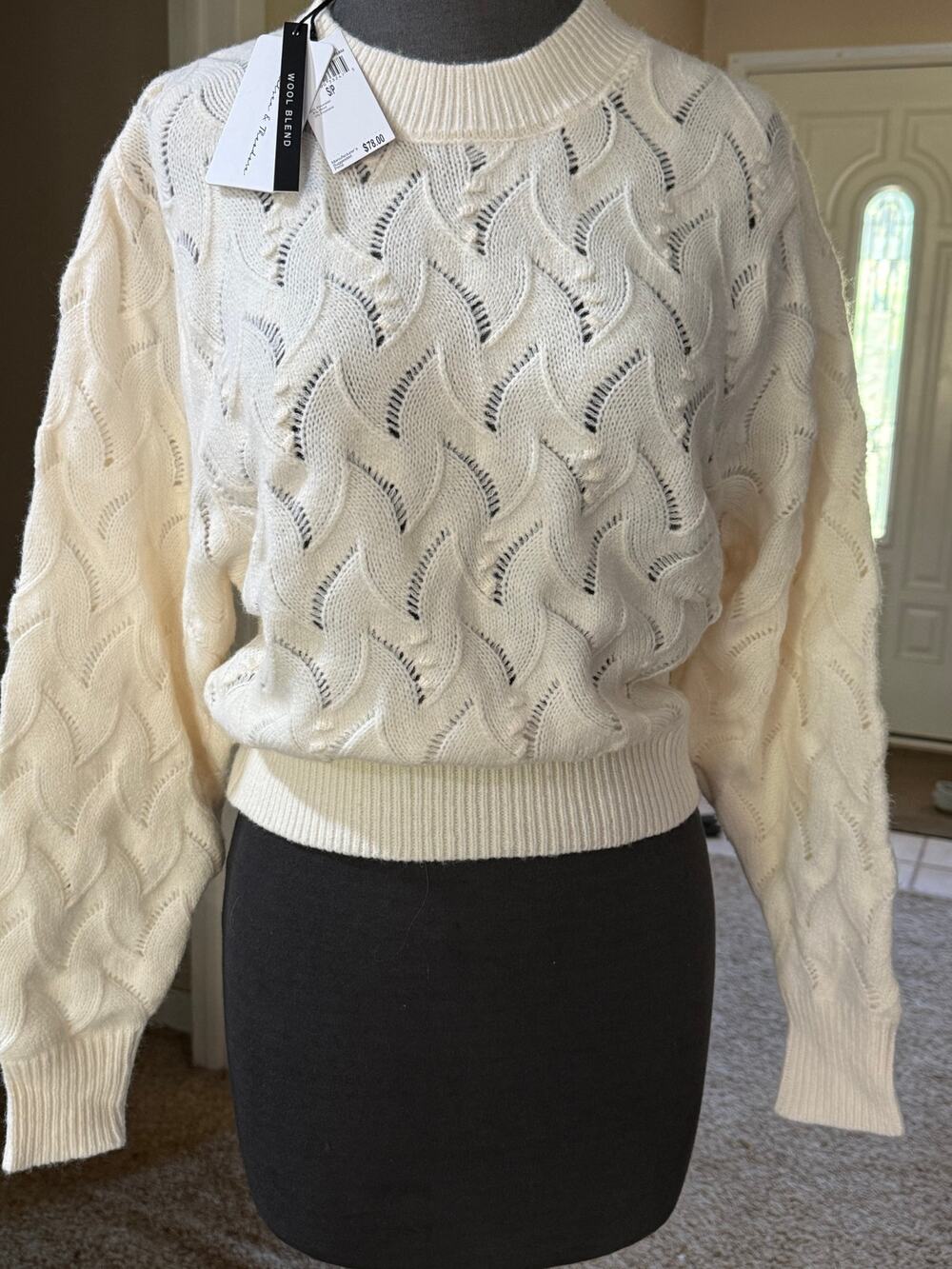 WT Chelsea & Theodore Cream Wool Blend Cable Knit Sweater Small $78